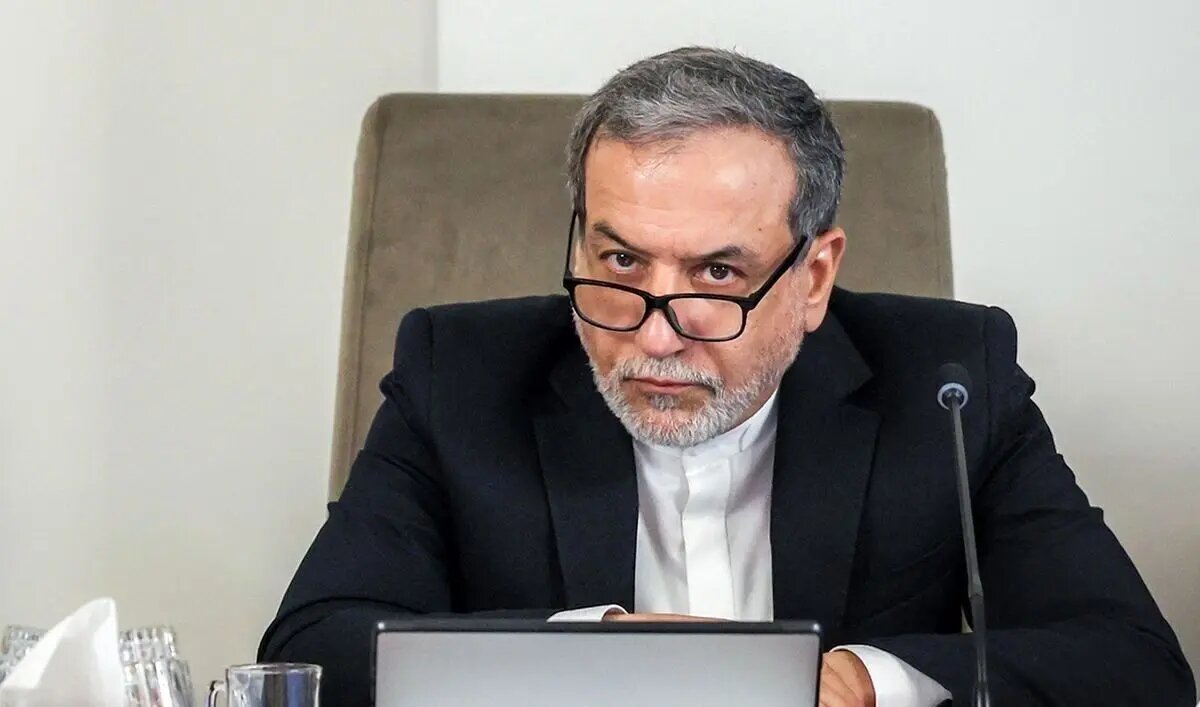عراقچی استیضاح