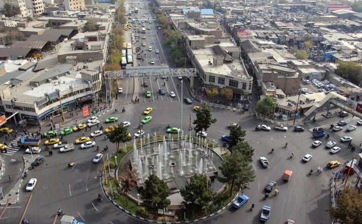 میدان راه‌آهن