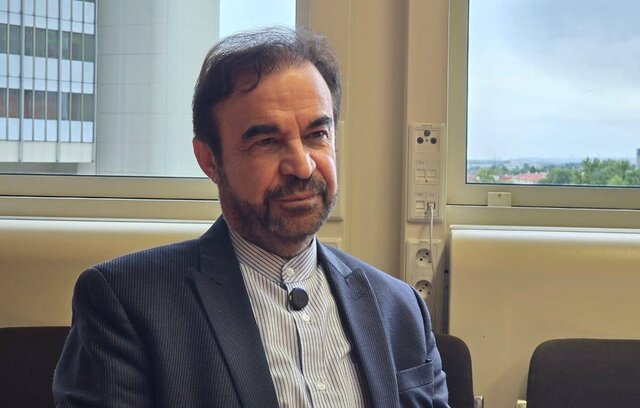 نجفی آمریکا تلاش می_کند نظر کشورها را در مورد قطعنامه ایران تغییر دهد