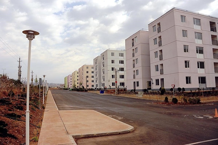 واگذاری زمین