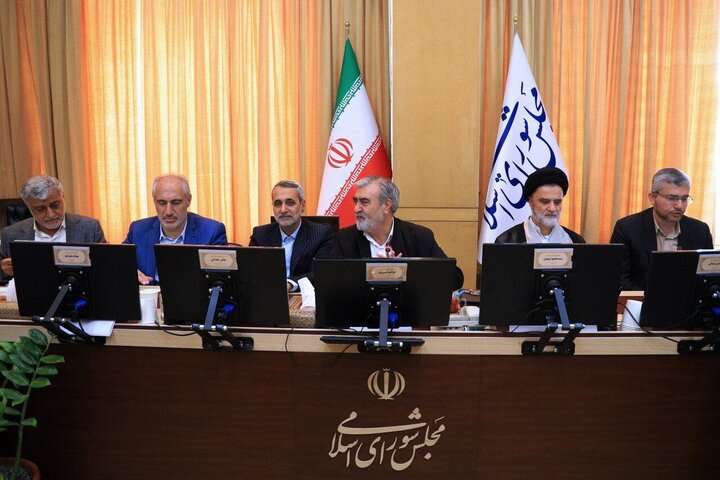 وضعیت بودجه نیروهای مسلح بررسی شد