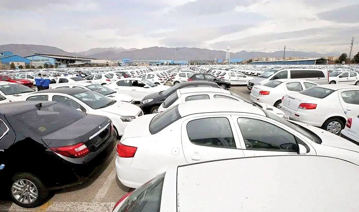 بازار خودرو در نوسان