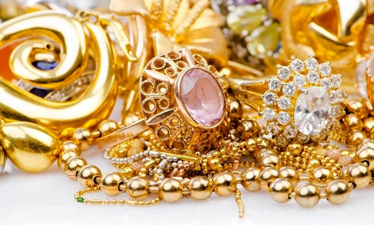 بازار دلار، طلا و سکه آرام گرفت؛ هفته اول آبان در مسیر ثبات حرکت کرد