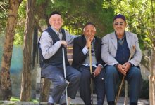 بازنشستگان: تأخیر چندماهه در پرداخت هزینه‌های درمان باید پایان یابد