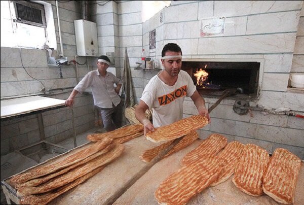 بربری کمسبوسترین نان کشور شد؛ سنگک در صدر ارزش غذایی