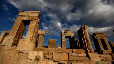 خروج تخت جمشید