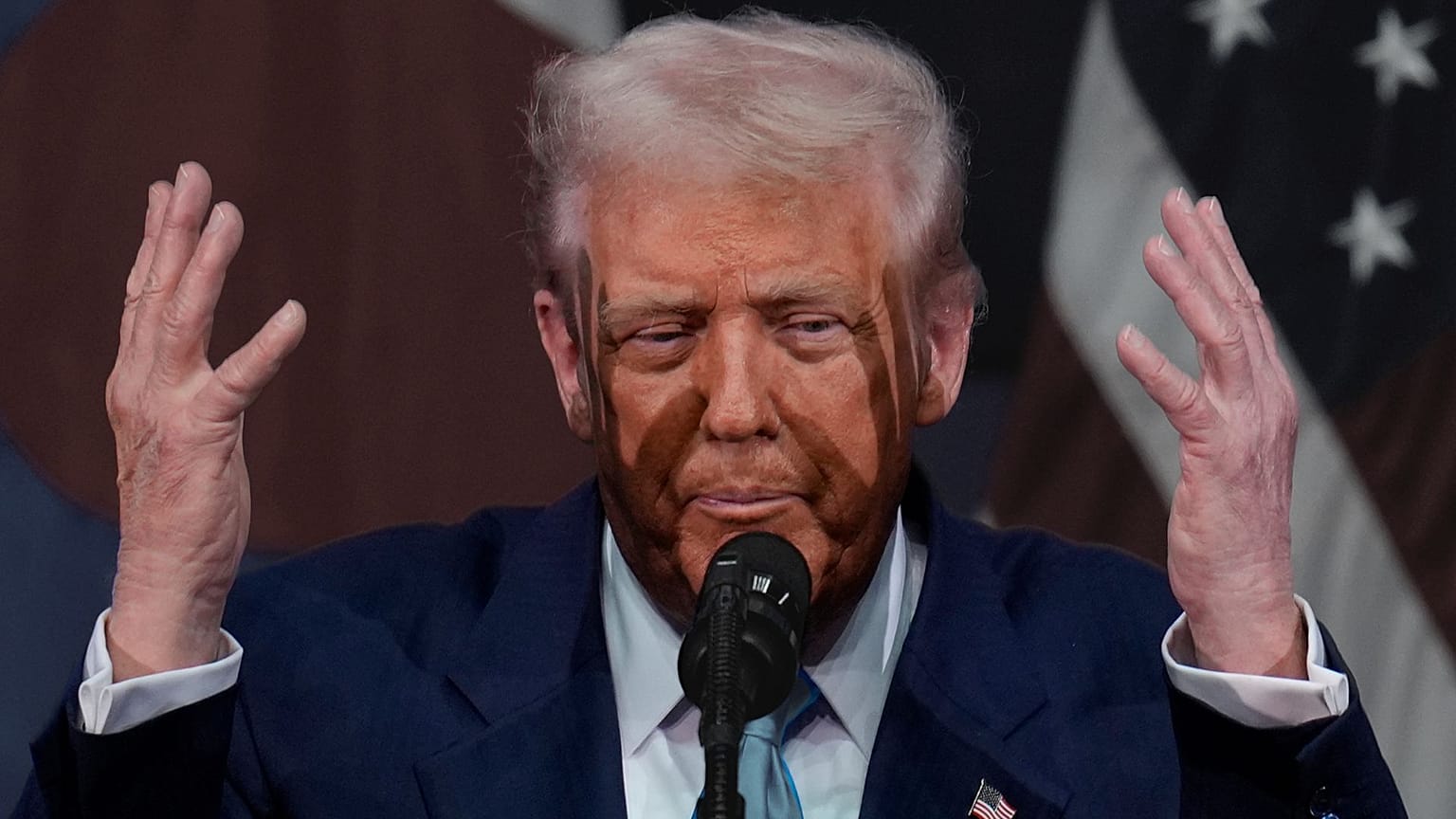 ترامپ، سنا را به چالش کشید: حذف فوری فیلی باستر برای بازگشایی دولت