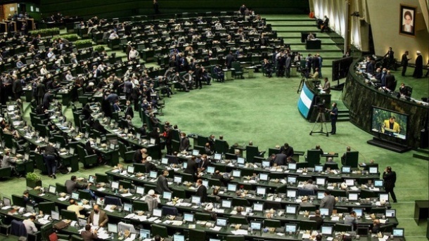 حذف یارانه‌ها به چالش کشیده شد؛ آیا وزارت کار به قانون احترام می‌گذارد؟