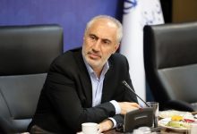 رئیس سازمان برنامه: روش فعلی یارانه باید تغییر کند؛ دولت پول می‌دهد، اما مردم سودی نمی‌برند