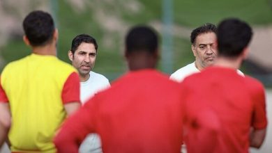 سرمربی پرسپولیس در انتظار تکلیف دفاع چپ؛ احمدزاده یا محمدی؟