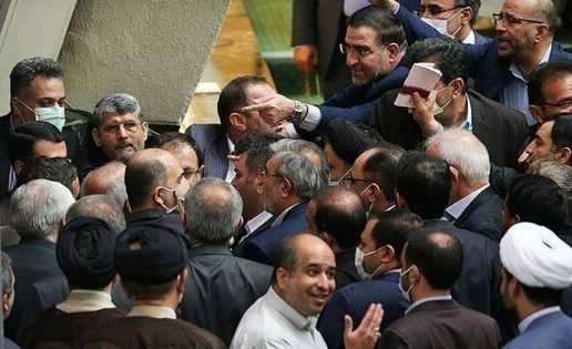 سوپرانقلابیها در مجلس به دنبال سلاح هستهای و اختلال در سیاست خارجی هستند