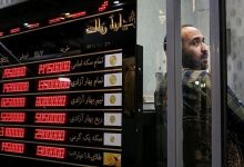 طلا رکورد زد، اما سکه عقب نشست