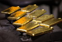 طلای جهانی: از اوج به افق جدید؛ کاهش ۱۰۲ دلاری در یک روز