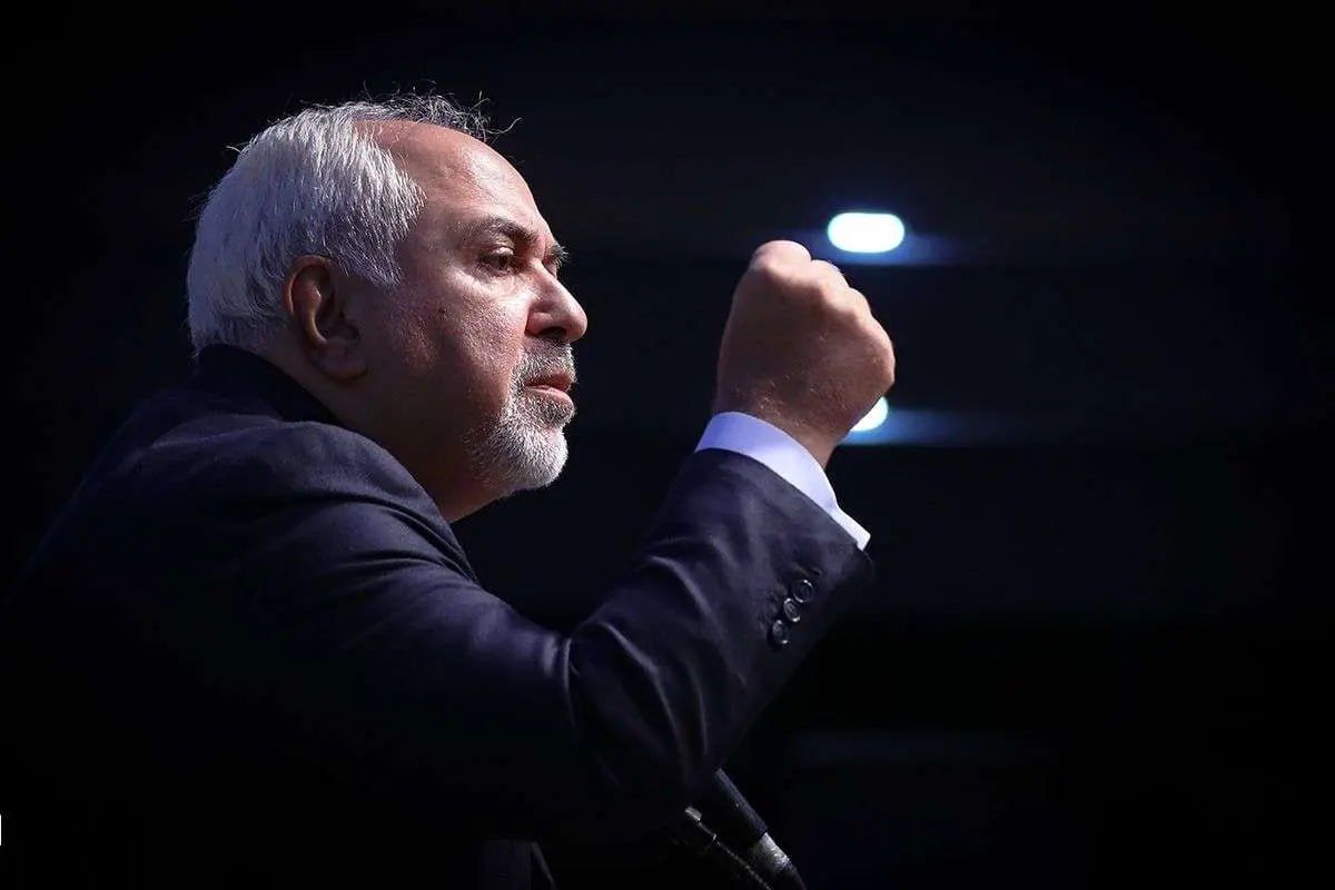 ظریف ایران با تقویت دفاع و انسجام داخلی آماده هر احتمالی است