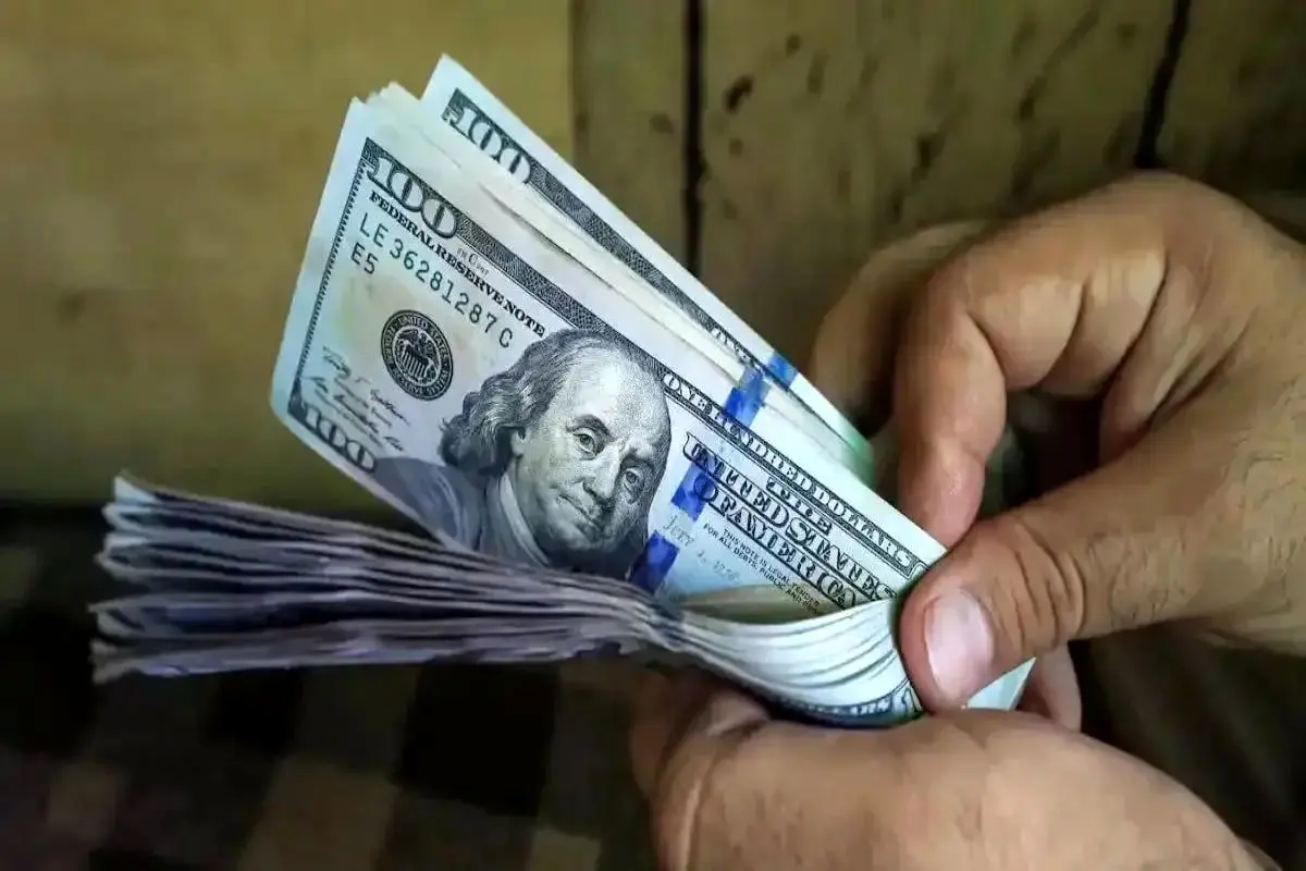 قیمت دلار 