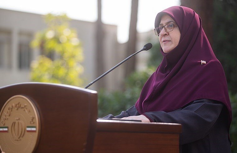 مهاجرانی: تغییر در شیوه پرداخت کالابرگ در دولت در حال بررسی است