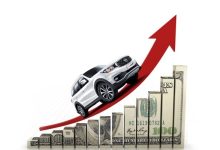 نوسانات نرخ دلار در کمین بازار خودرو؛ منتظر گرانی دوباره باشیم؟