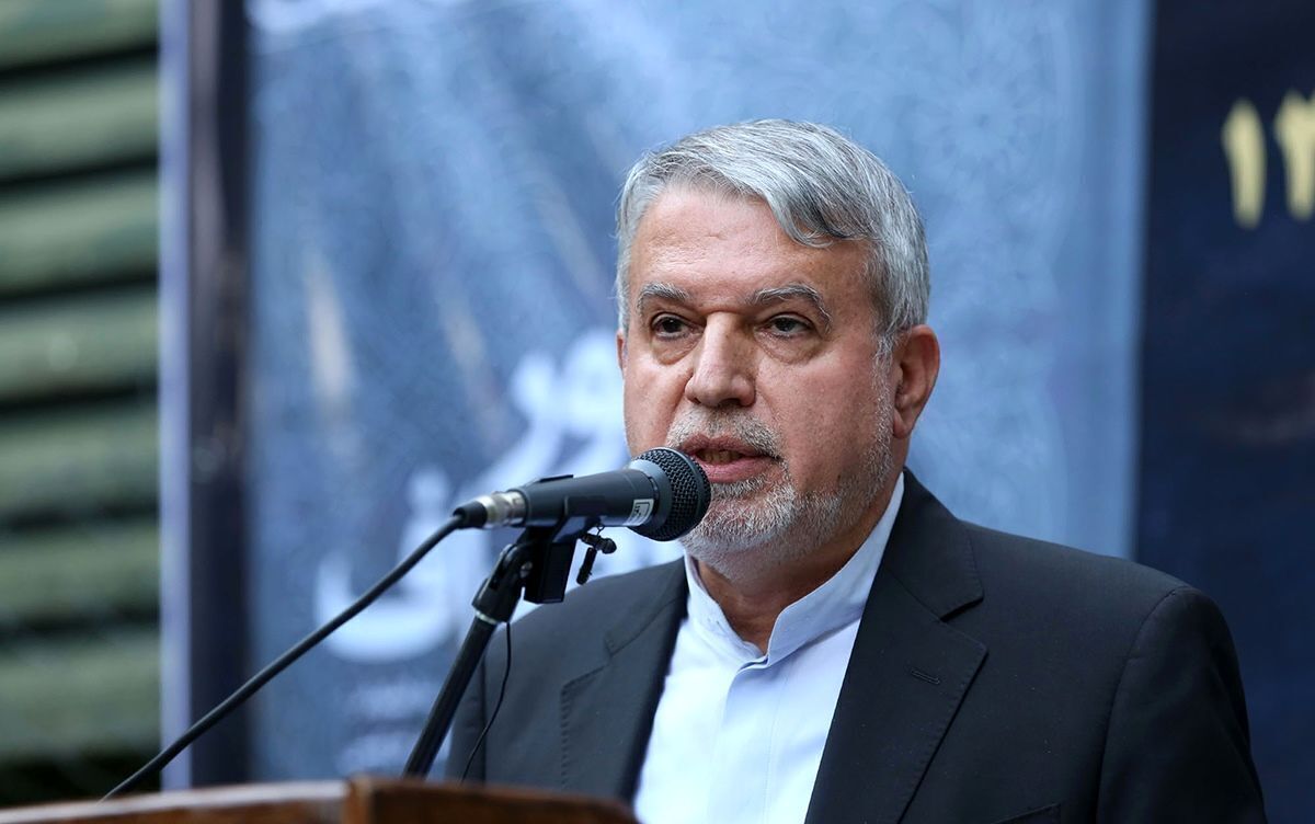 وزیر گردشگری: وام‌های کم بهره و تخفیف‌های ویژه برای تسهیل سفر به مردم