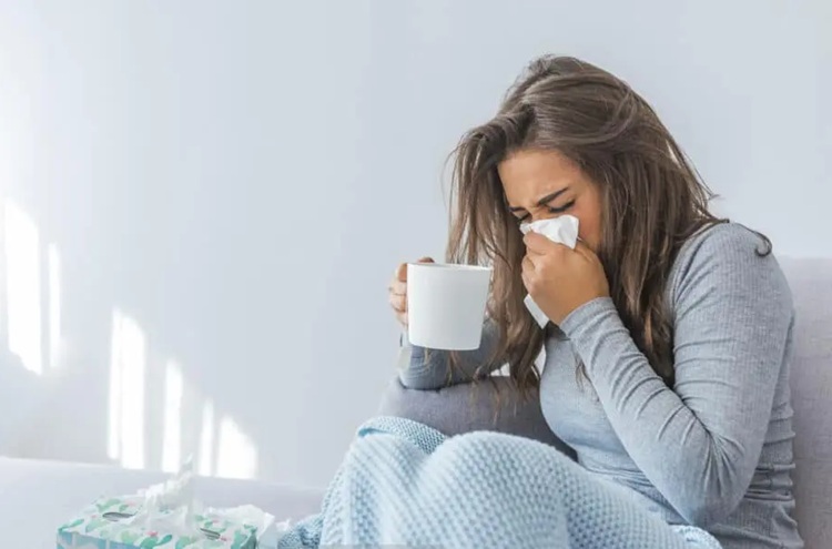 سرماخوردگی یا آنفلوآنزا؛ تفاوتهای کلیدی و علائم