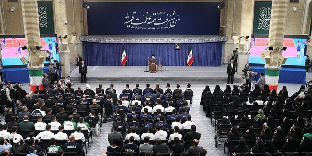 چه ربطی به آمریکا دارد که ایران صنعت هستهای دارد یا ندارد/ادعای ترامپ مبنی بر طرفداری از مردم ایران دروغ است