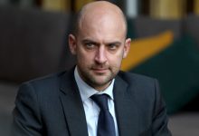 نظامی و غیرنظامی