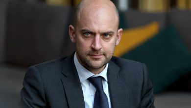 نظامی و غیرنظامی