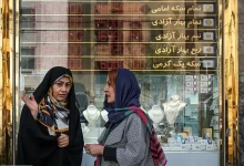 کاهش قیمت طلا و سکه؛ آیا خرید در این بازار به صرفه است؟