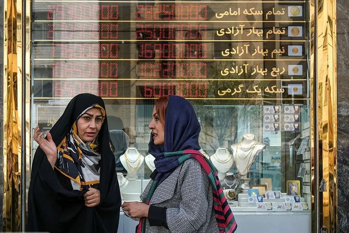 کاهش قیمت طلا و سکه؛ آیا خرید در این بازار به صرفه است؟