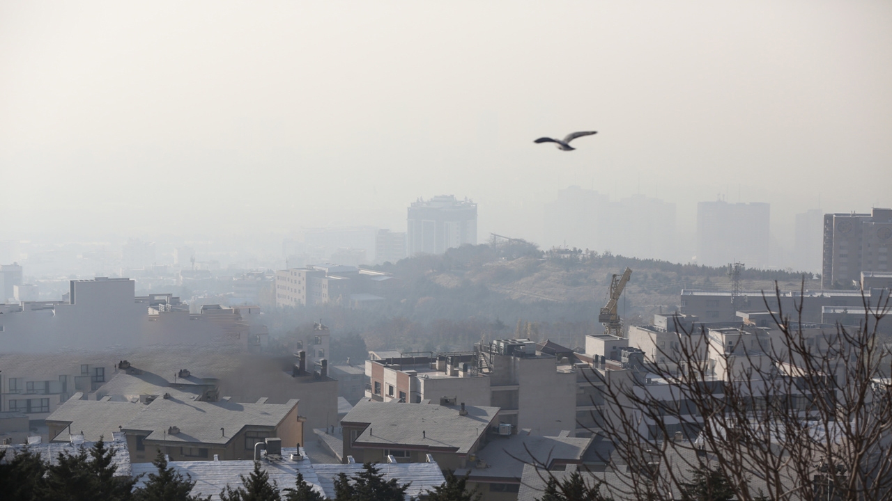 وضعیت جوی تهران آسمان صاف و غبار محلی در انتظار پایتخت