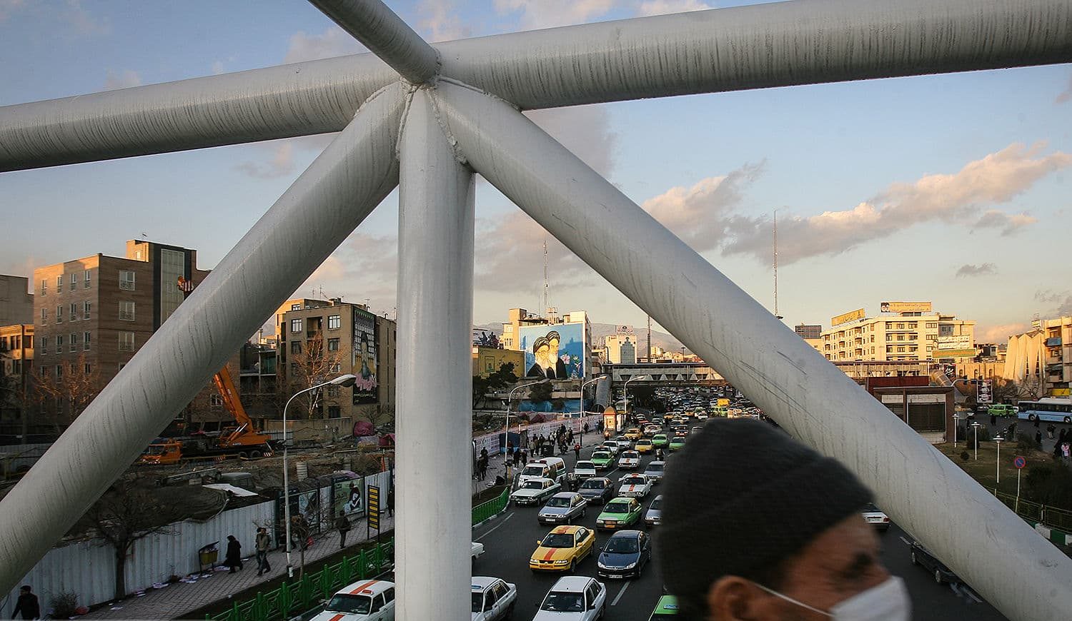 کیفیت هوای تهران امروز قابل قبول است؛ شاخص بر عدد ۸۵ قرار دارد