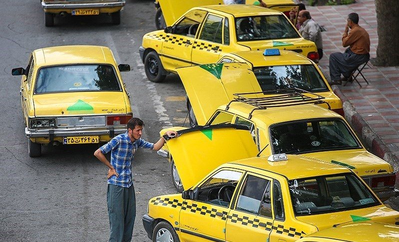 نقش ناوگان حمل‌ونقل در آلودگی هوا؛ نصف تاکسی‌های تهران فرسوده‌اند