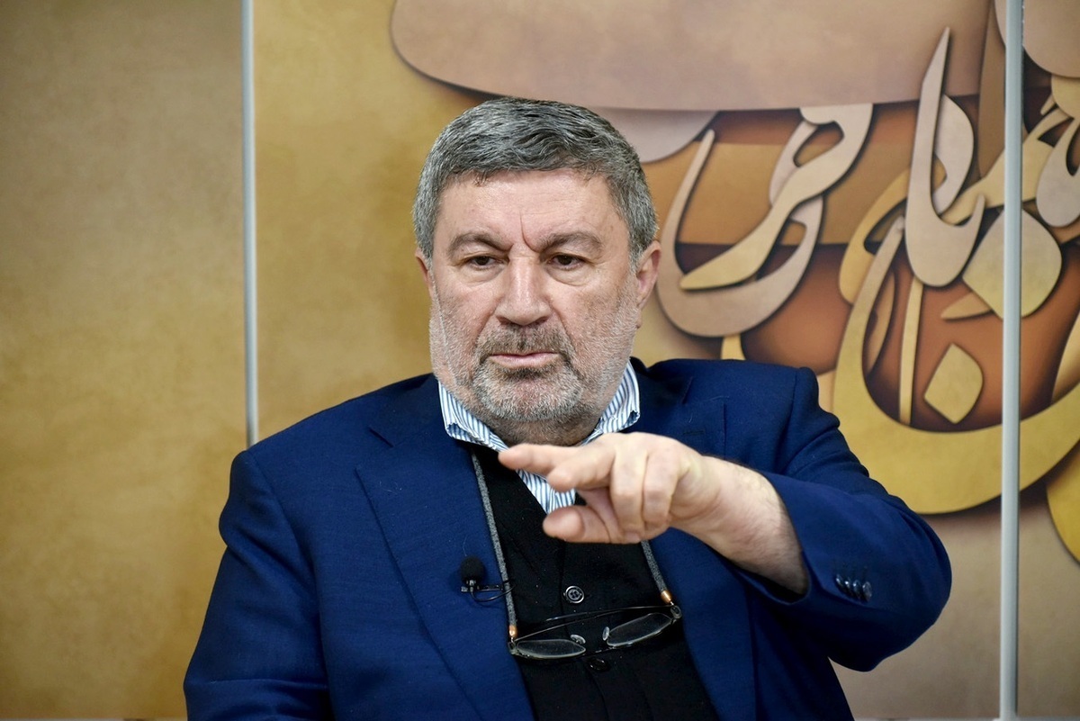 کاملاً خلاف واقع