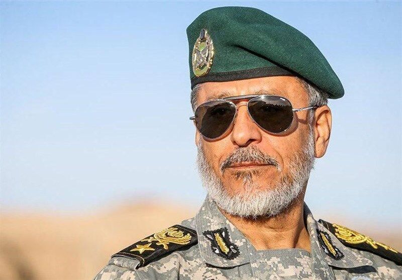 سیاری : آمریکا در برابر ایران زیر پا له شد و درخواست آتش‌بس داد