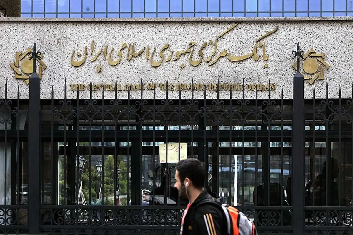 چالش‌های ارزی بخش خصوصی: توافقات با بانک مرکزی عملی نشده است