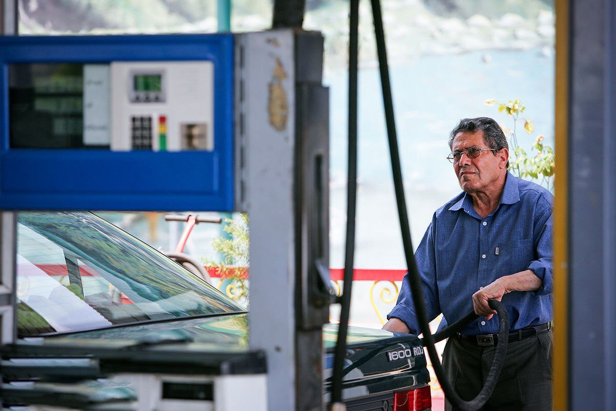 افزایش قیمت بنزین خط قرمز مجلس/ تأکید بر سیاست‌های غیرقیمتی