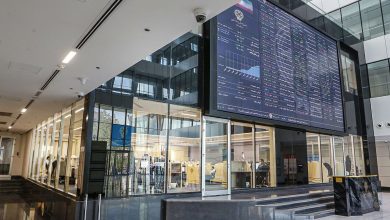 بورس تهران در آستانه انتخاب مسیر؛ تعادل شکننده چهارشنبه در انتظار سیگنال شنبه