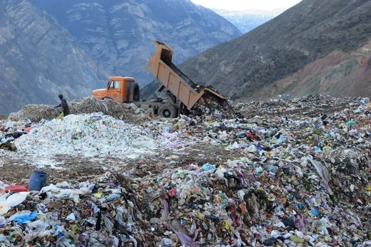 بوی تعفن زباله