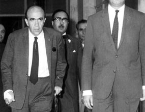 افزایش قیمت بنزین در ۱۳۴۳؛ آغاز بحرانی که سرنوشت منصور را رقم زد؟