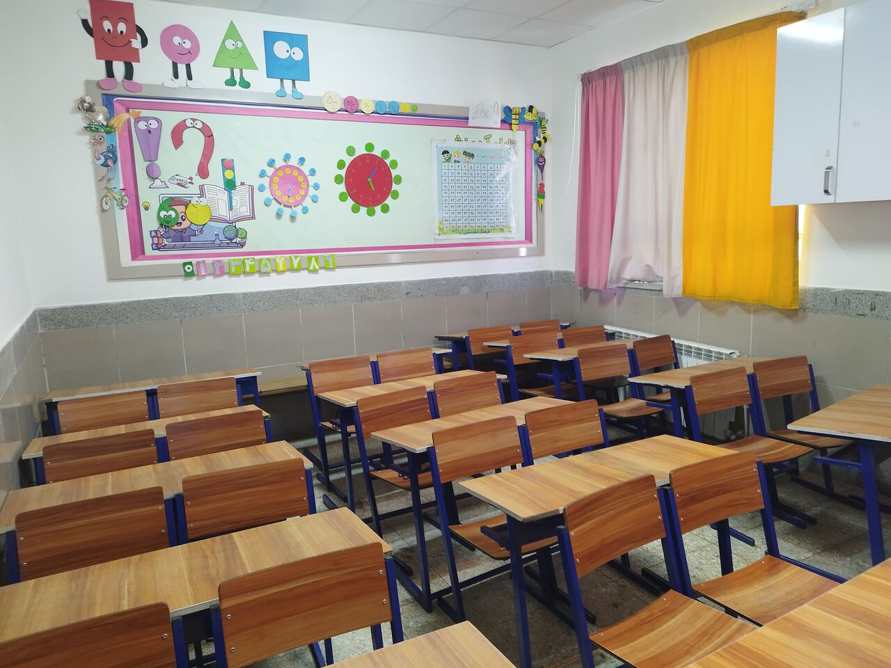 خالی شدن ۳۲۰۰ کلاس درس؛ نتیجه خروج اتباع غیرمجاز از تهران