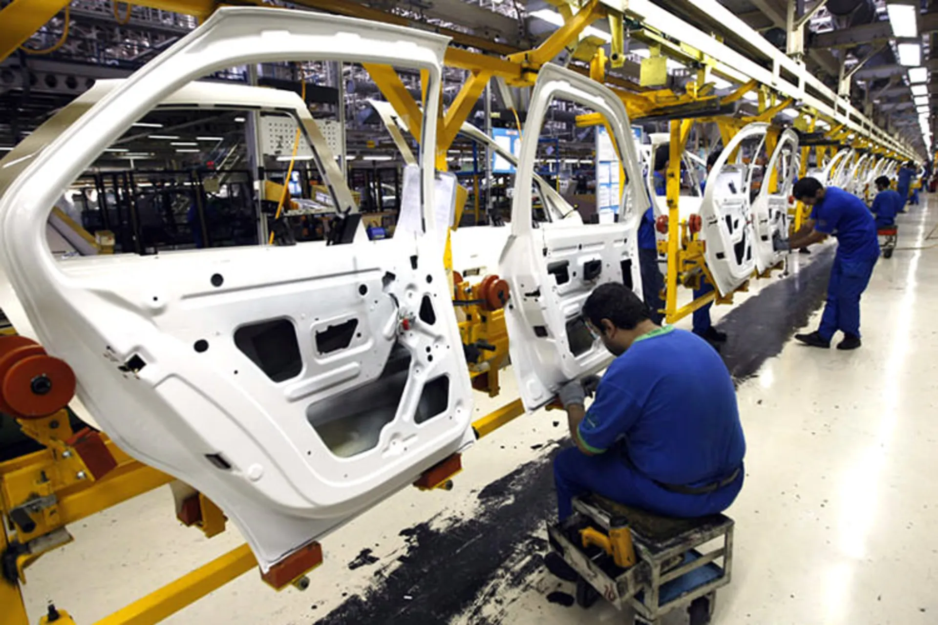 عملکرد خودروسازان