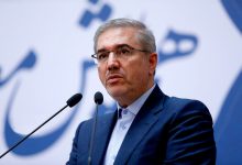 رئیس سابق سازمان برنامه: حذف ارز ترجیحی تورم و فشار معیشتی مردم را افزایش می‌دهد