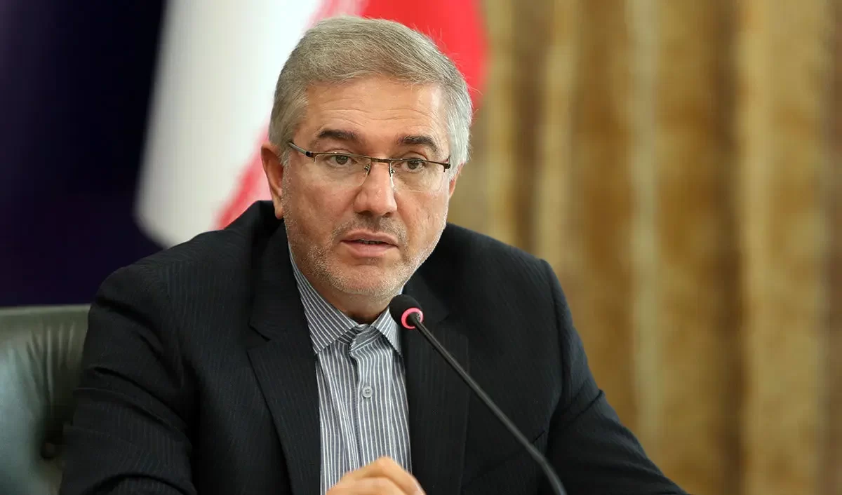 افشاگری منظور: پیشنهاد «پله سوم» ۱۵ هزار تومانی به رئیسی چه بود؟