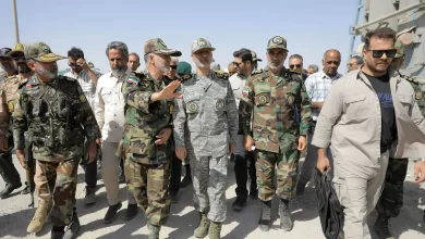 فرمانده کل ارتش از روند ساخت دیوار مرزی در شمال شرق ایران بازدید کرد