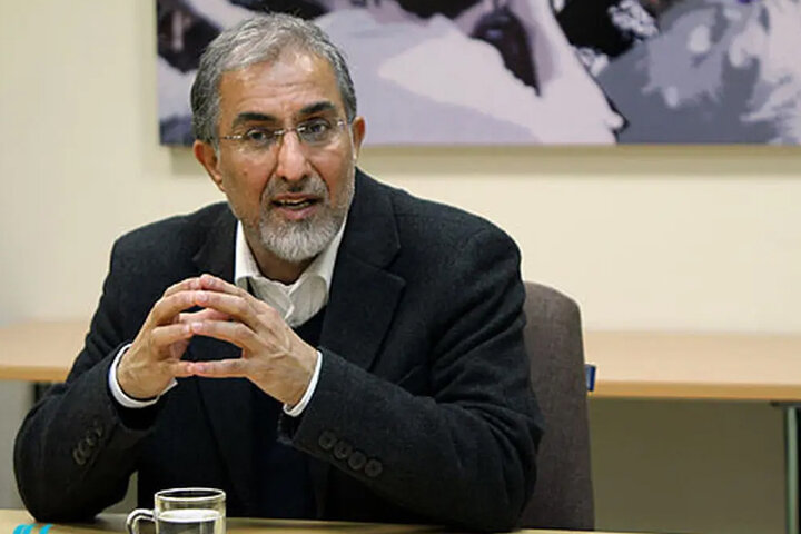 راغفر: دولت باید فراتر از یارانه نقدی به فکر معیشت مردم باشد