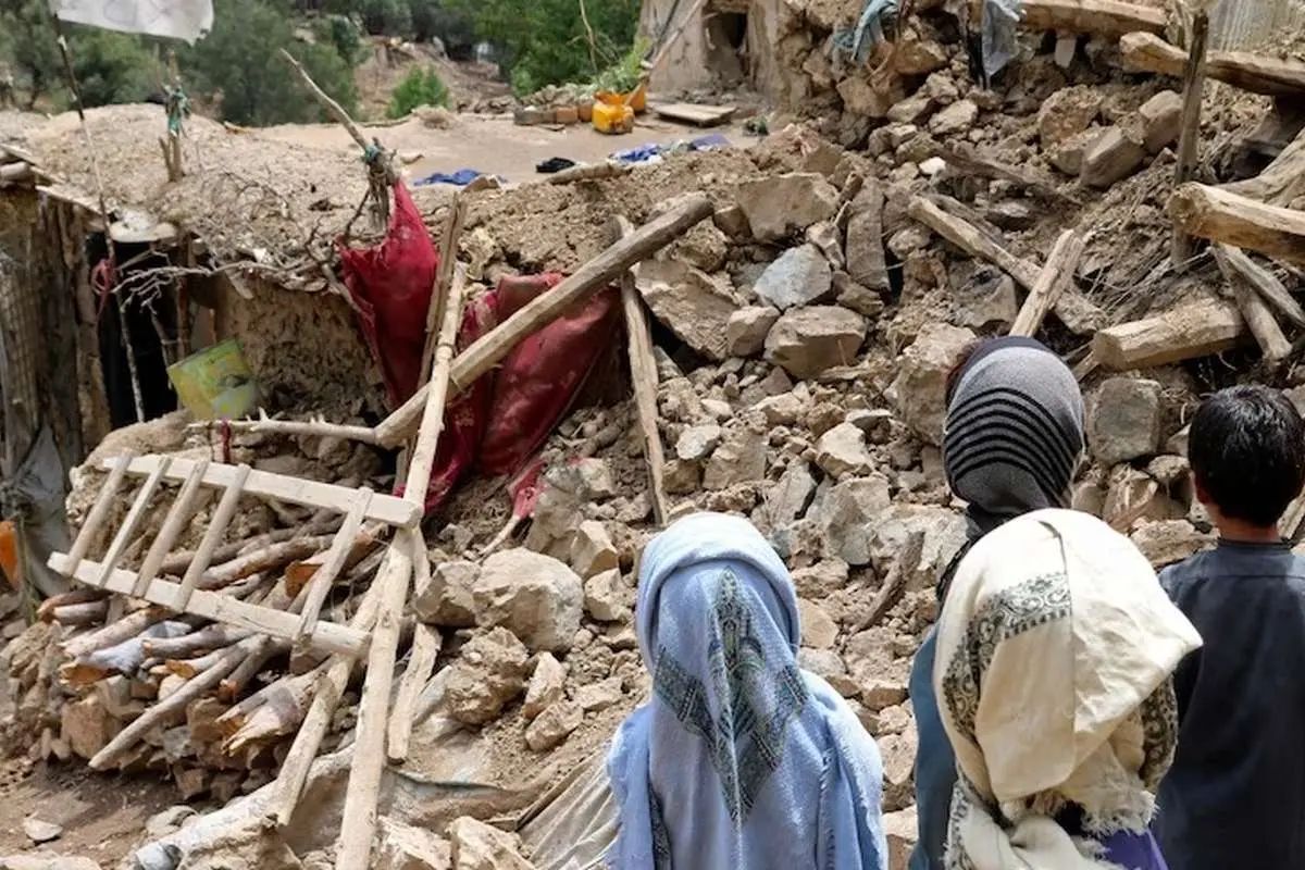 دارویی و چادر