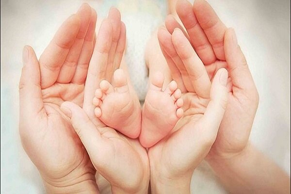 میانگین سن فرزندآوری در ایران اعلام شد؛ پدران ۳۲.۵ و مادران ۲۷.۶ ساله