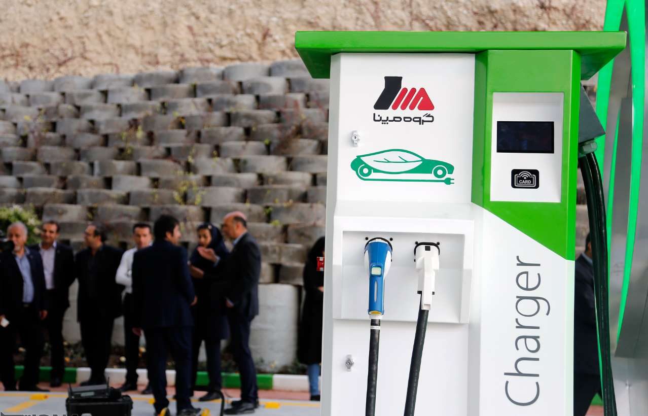 تهران سبزتر می‌شود: ۱۵ ایستگاه شارژ خودروهای برقی به شبکه افزوده شد