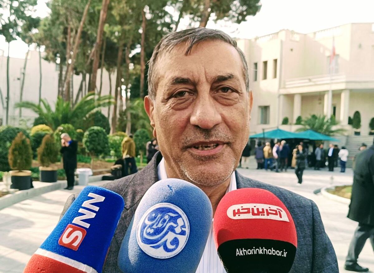 ساختمانهای دولتی باید هزینه برق و گاز را مطابق سقف مردم پرداخت کنند