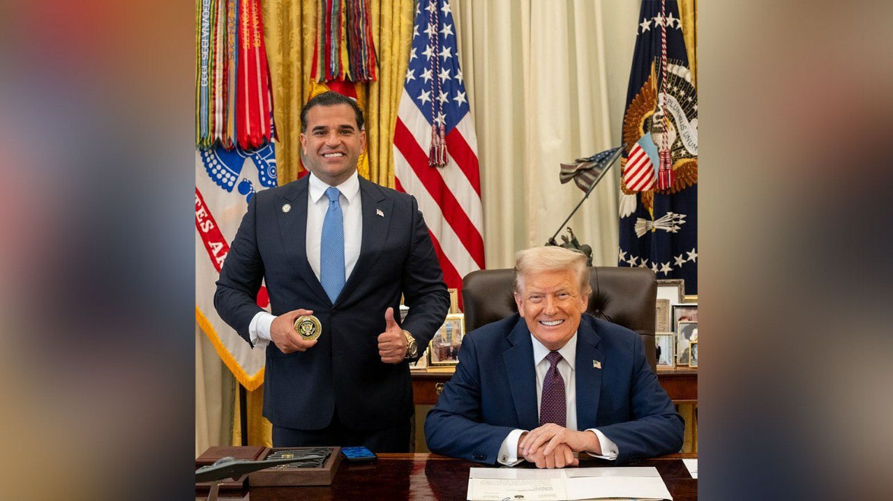 فرستاده آمریکا به عراق: برای تقویت قدرت عراق، سلاحهای خارج از کنترل باید پایان یابد؟