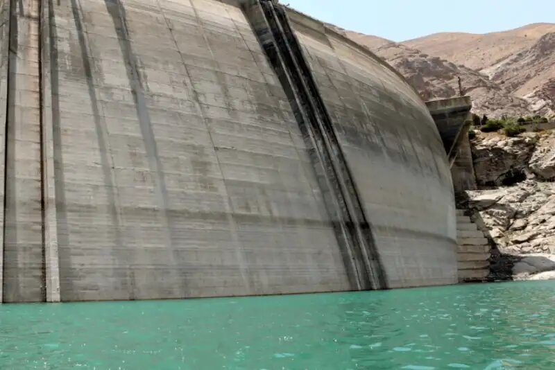 ذخایر آب سدها ۲۶ درصد کاهش یافت؛ تنها ۳۲ درصد مخازن پُر است